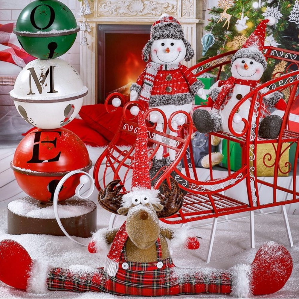 Festive holiday sleigh red and white